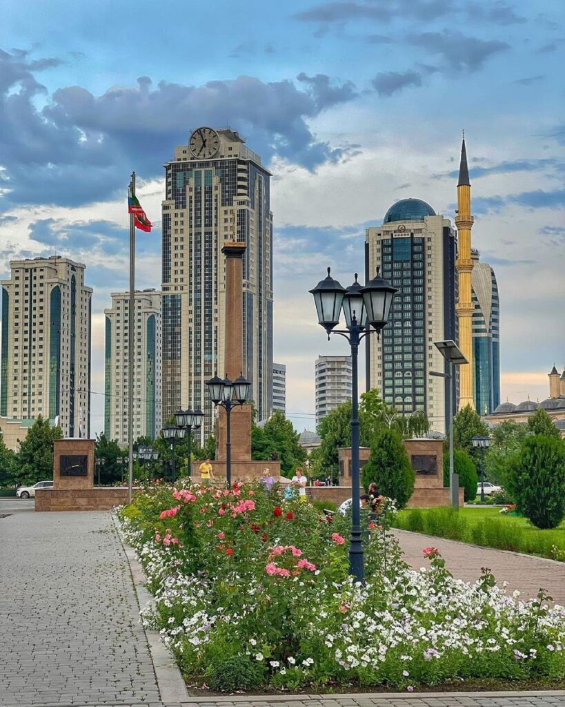 Вечернее фото Грозный Сити